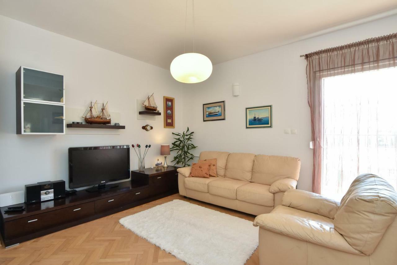 Apartment Bezic Kaštela Exterior foto